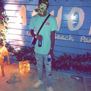 Meet your Posher, Daniel